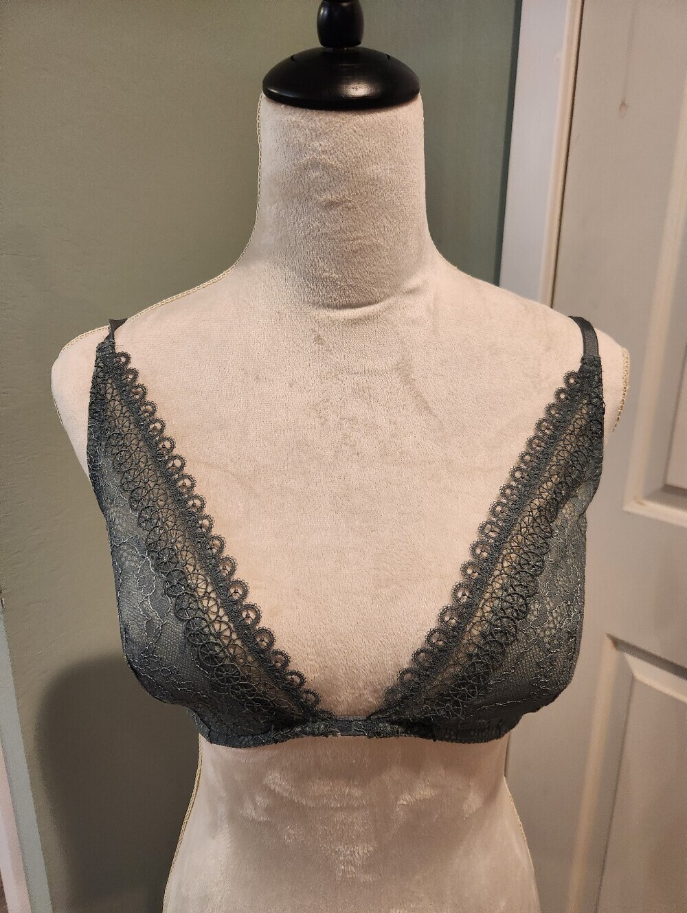 New Victoria's Secret Bra